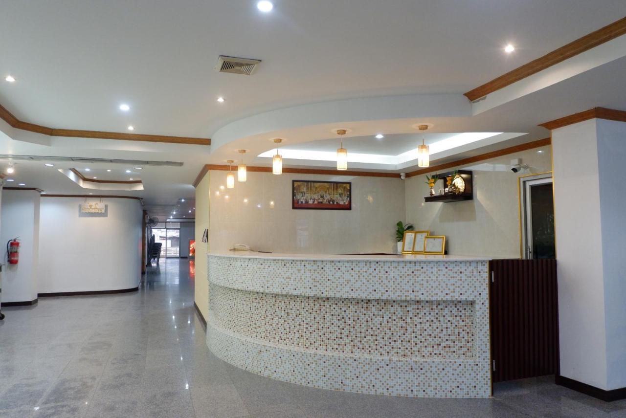 Lang Suan Auychai Grand Hotel מראה חיצוני תמונה