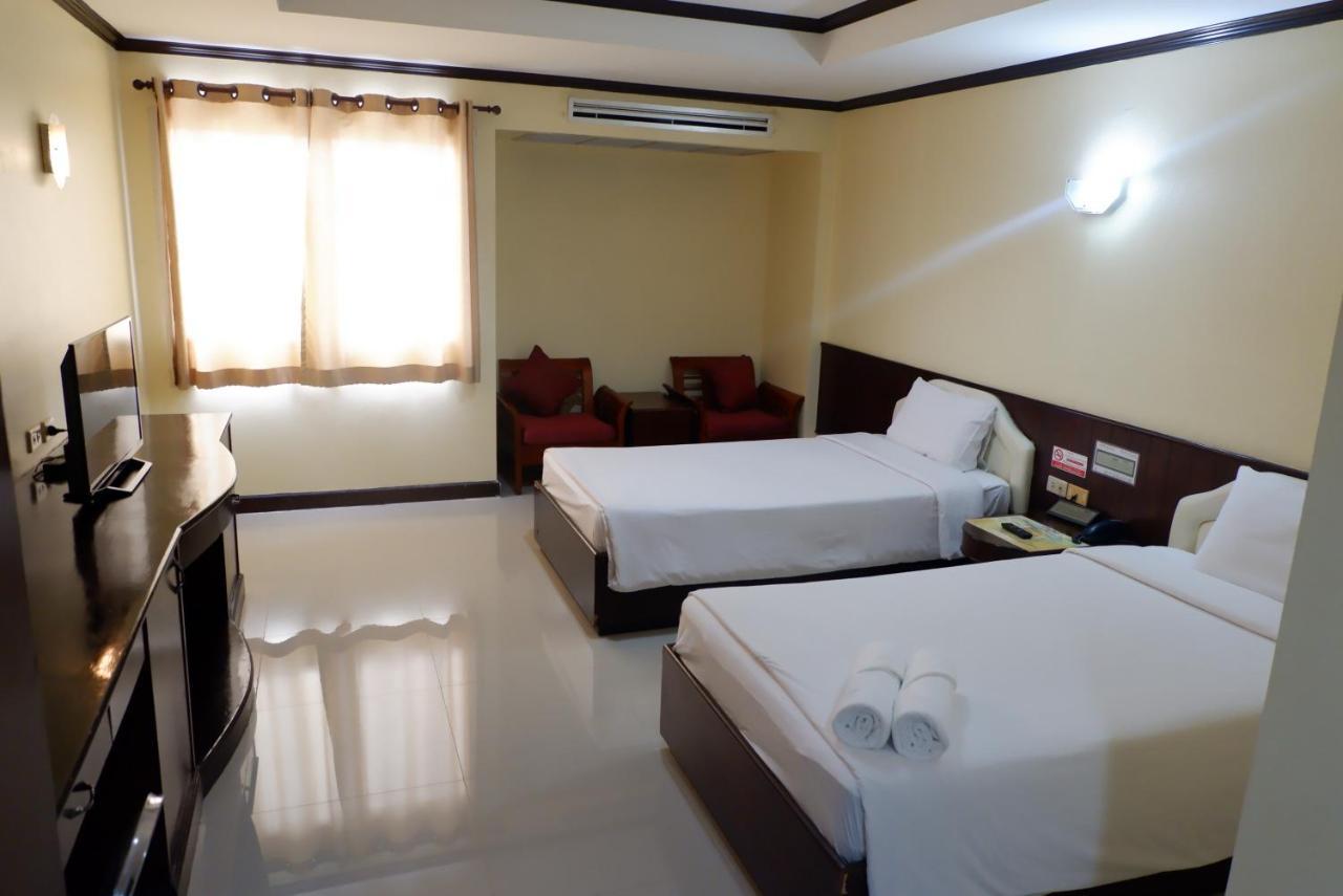Lang Suan Auychai Grand Hotel מראה חיצוני תמונה