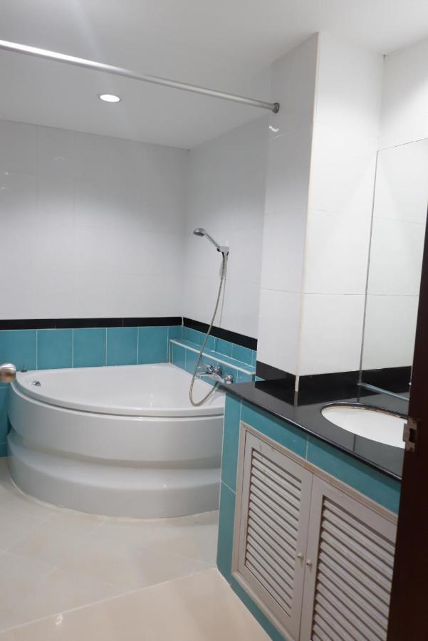 Lang Suan Auychai Grand Hotel מראה חיצוני תמונה
