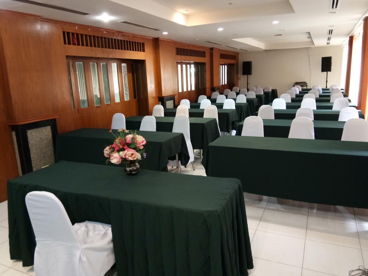 Lang Suan Auychai Grand Hotel מראה חיצוני תמונה